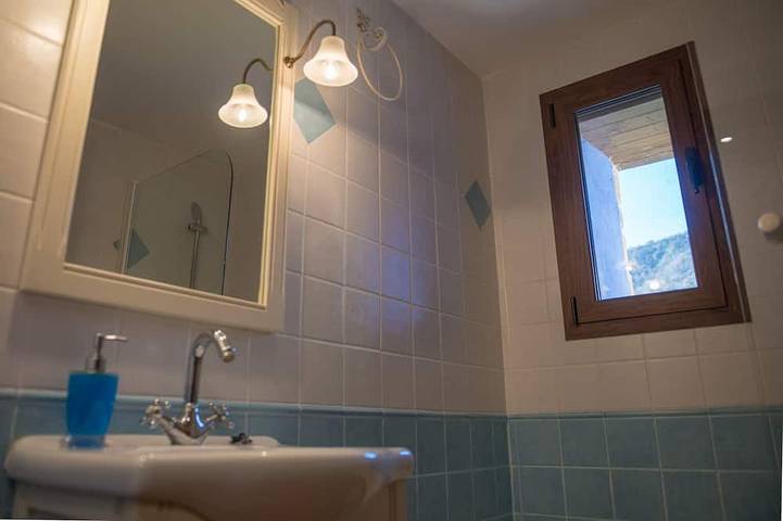 Gîte pour 4 personnes, avec jardin à Arén - 4