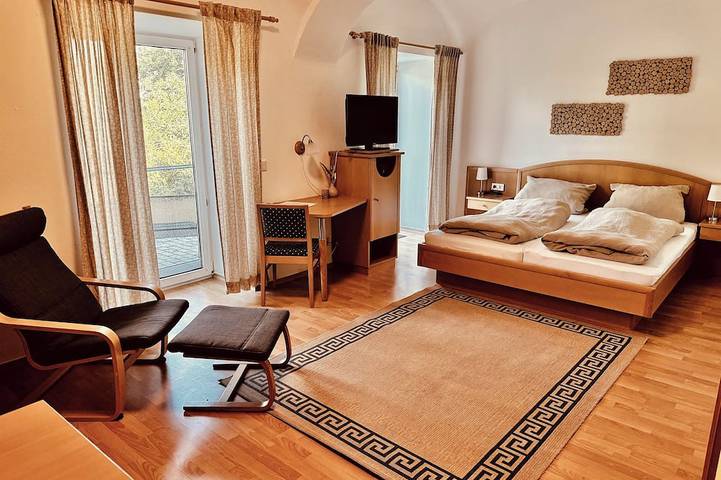 Ferienwohnung für 2 Personen, mit Terrasse und Garten - 1