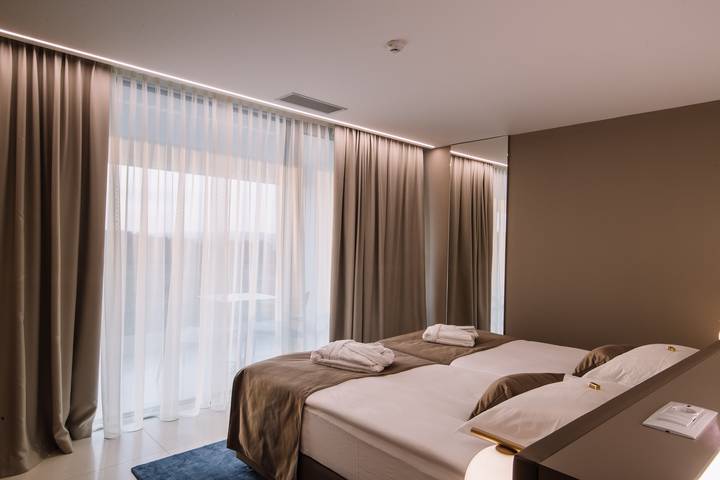 Ferienwohnung für 4 Personen, mit Balkon/Terrasse und Pool