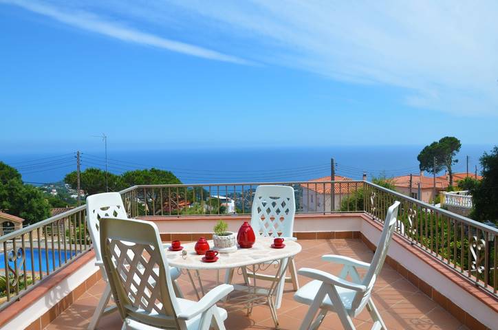 Chalet para 6 personas, con jardín en Selva - 4