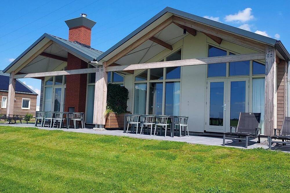 Übernachten Sie in unserem Familienhaus Anchor 14, das einen weiten Panoramablick bietet. in Akkrum, Friesland