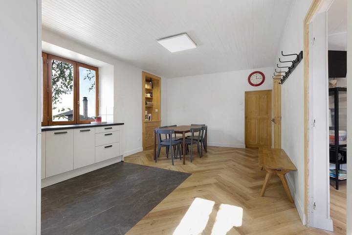 Holiday Home 'Étape À Monestier Du Percy' with Mountain View and Private Terrace in Le Monestier-du-Percy, Parc naturel régional du Vercors