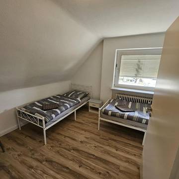 Ferienwohnung für 7 Personen, mit Ausblick und Balkon in Hanau