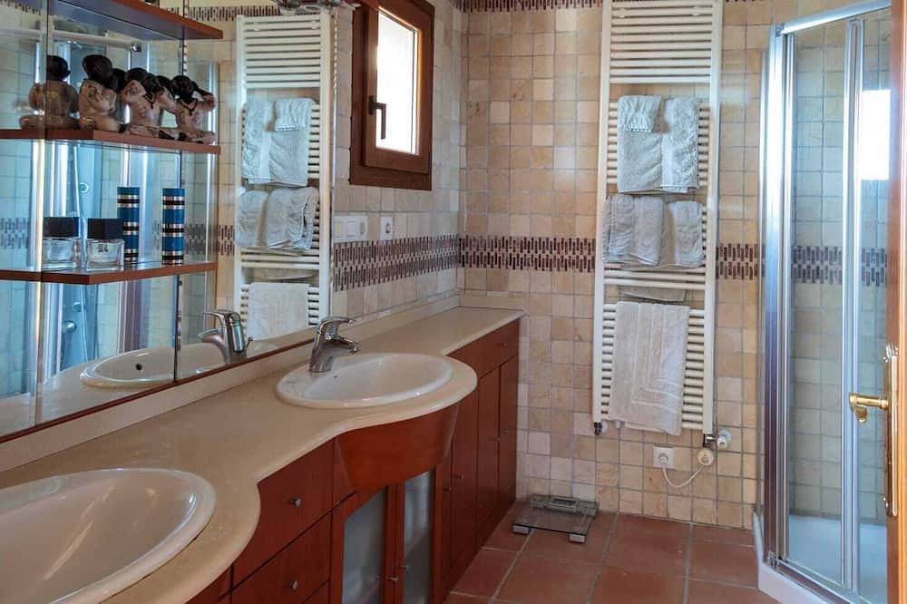 Spectacular mountain views in a romantic location. Close to Mojacar beaches. in Cortijo Cabrera, Turre