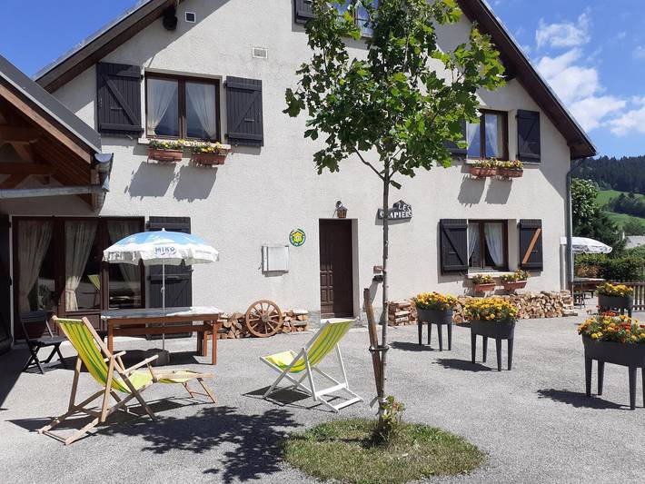 Gîte pour 5 personnes, avec terrasse et jardin dans le Vercors