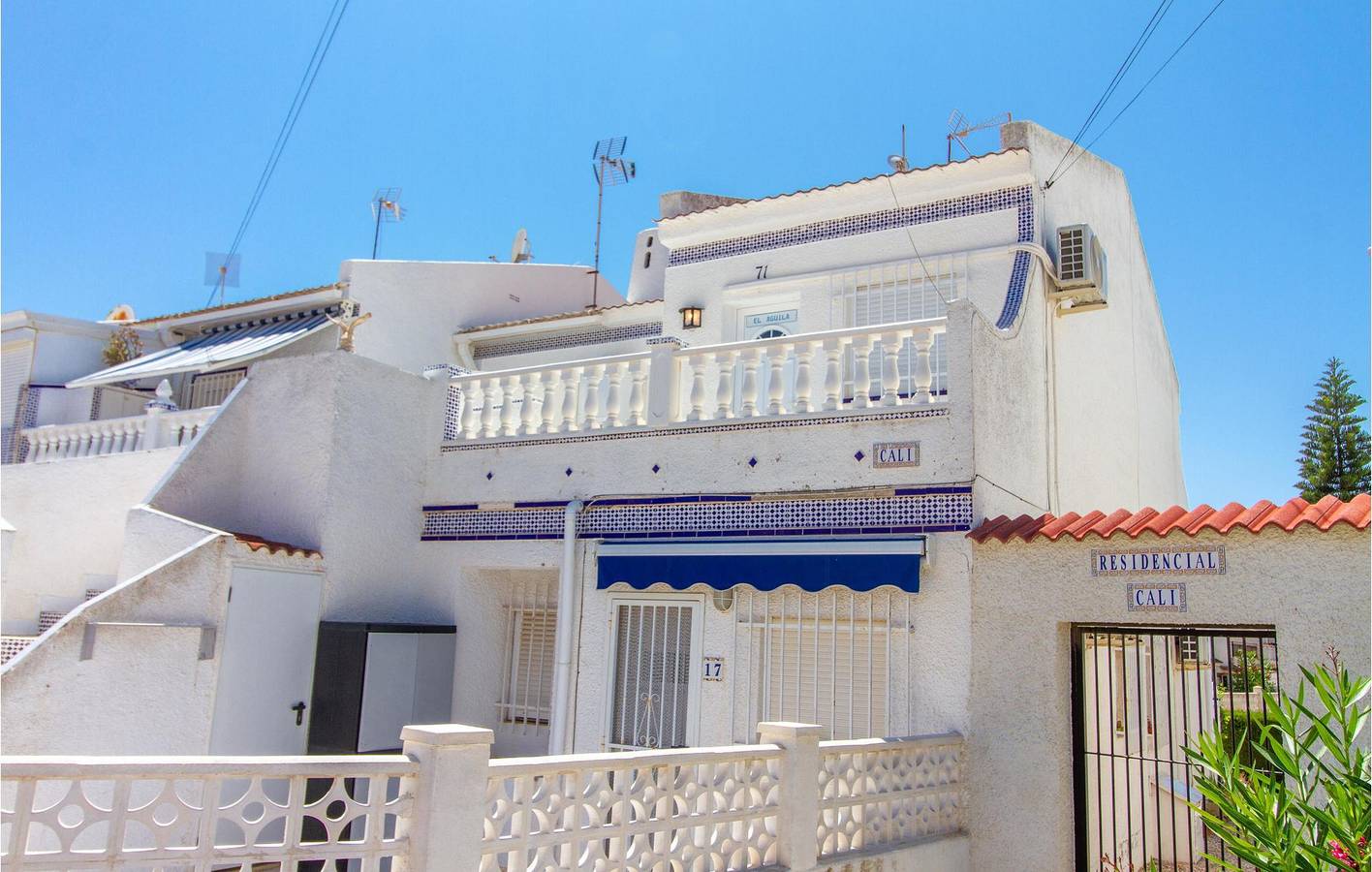 Hel ferieleilighet, Ferieleilighet for 4 personer med badebasseng in El Chaparral, Torrevieja