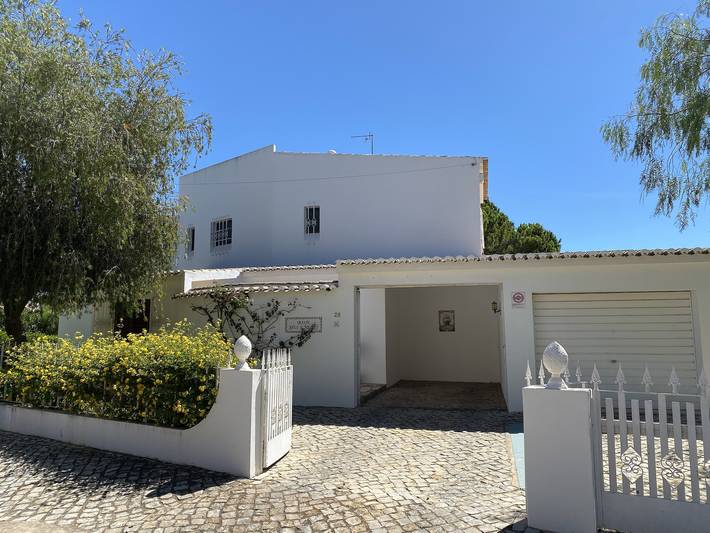 Location de vacances pour 10 personnes, avec jardin à Quarteira - 2