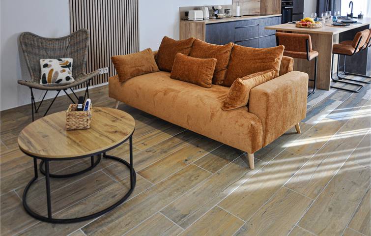 Location de vacances pour 4 personnes, avec terrasse ainsi que piscine et jardin à Bédarrides - 4