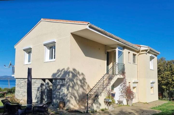 Location de vacances pour 6 personnes, avec jardin et balcon à Farinole - 4