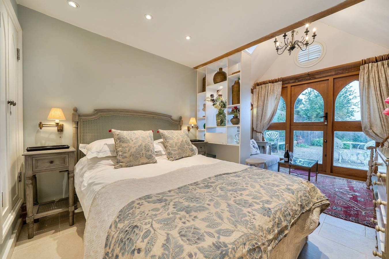 Bramble Bank 'Cartshed'-1 Bed Cottage-Sleeps 2 in Turville, Chiltern Hills