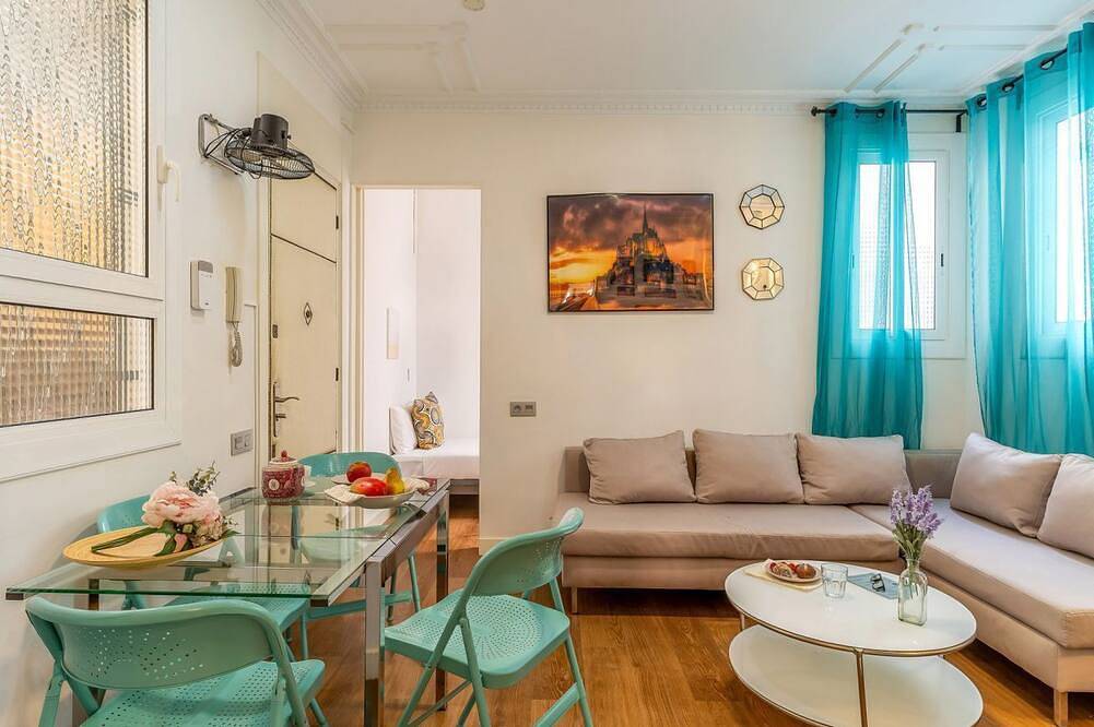 Apartahotel para 9 Personas en Distrito del Ensanche, Barcelona