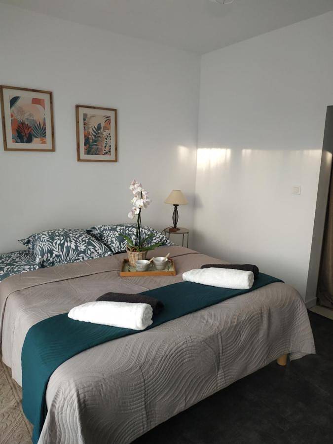 Location de vacances pour 2 personnes, avec terrasse et jardin à Puget-sur-Argens - 4