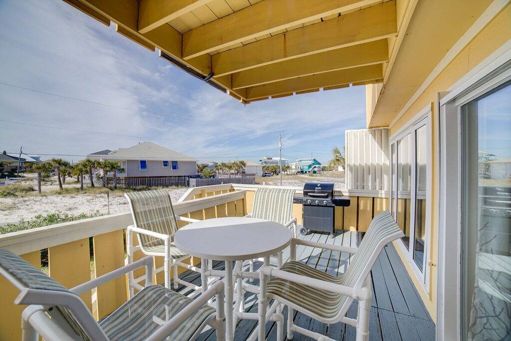 Fabelhafte, kürzlich renovierte Stadtwohnung mit Blick auf den Golf in Pensacola Beach, Emerald Coast