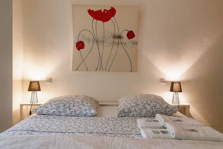 Gîte pour 12 personnes, avec jardin à Bédarrides - 2