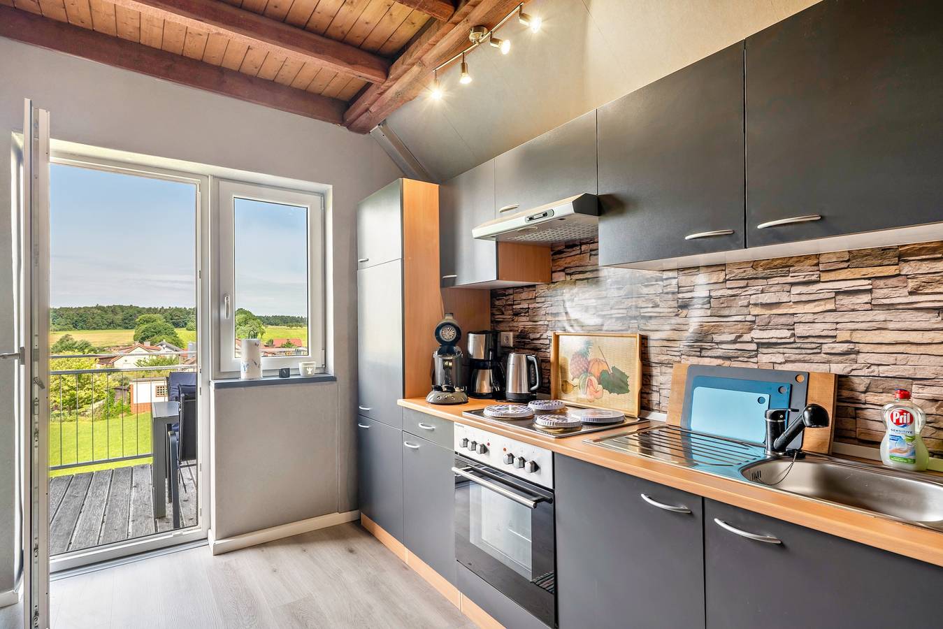 Appartement "Haus Schönblick" met ruim balkon in het Beierse Odenwald, foto 11