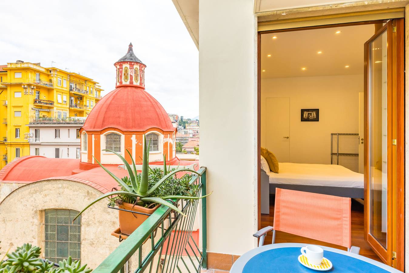 Holiday Rental for 5 People in Naples, Tyrrhenian Coast Campania