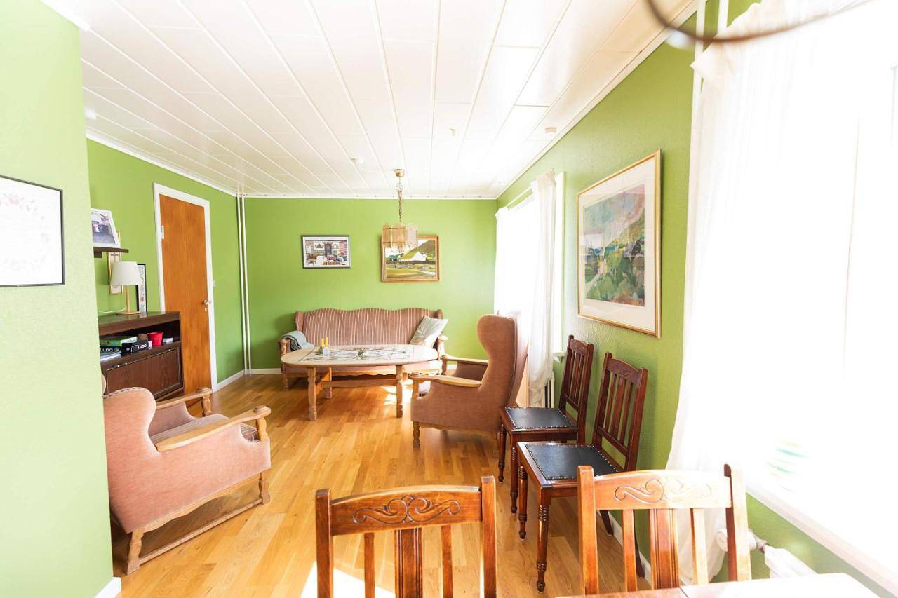 Ganze Wohnung, Calm and remote seaside getaway in Husavik - A rustarinum in Färöer