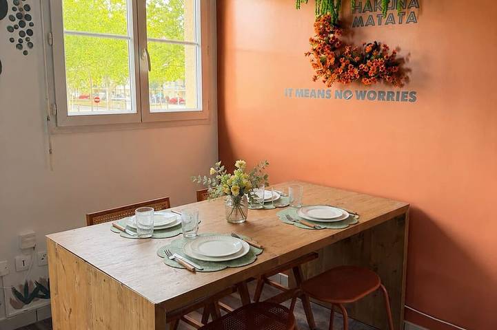 Ganze Wohnung, Simba Lodge - 8 minutes from Disneyland Paris in Bussy-Saint-Georges, Seine-et-Marne