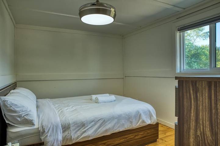 Cabin rentals and lodges for 6 people in Niagara falls