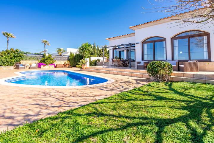 Ferienhaus für 6 Personen, mit Terrasse und Garten in Sa Torre