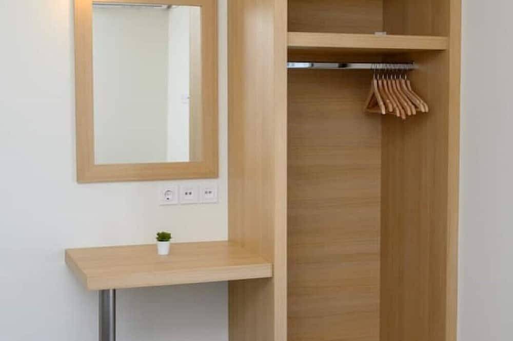 Katoikia Araklos I - Amazing view of Aigiali Bay- 7 min to the beach in Egíali, Amorgos