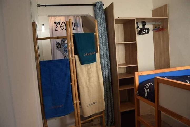 Ganze Wohnung, L' Escale, appartement climatisé à 50 mètres de la plage avec Wifi et Box Tv in Fos-sur-Mer, Mittelmeerküste (Frankreich)