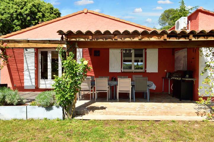 Gîte pour 6 personnes, avec piscine à Le Muy - 3
