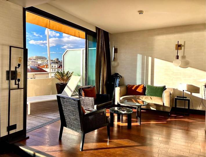 Hôtel pour 2 personnes, avec terrasse et sauna, animaux acceptés dans Office de Tourisme de Cannes - 2