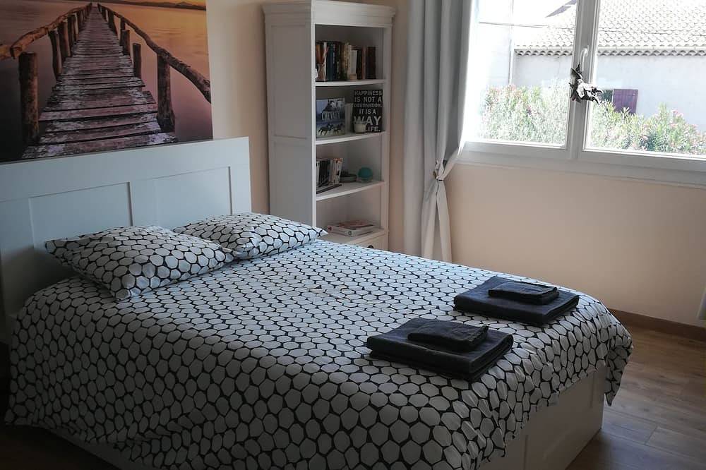 Gite Les Grillons - Grand Avignon - Provence in Entraigues-sur-la-Sorgue, Vaucluse