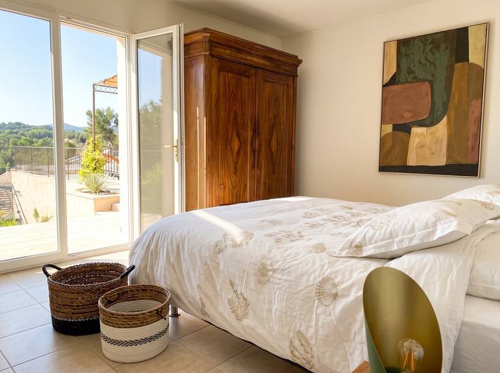 Maison de vacances 'Villa La Chanterelle' avec vue sur la montagne, Wi-Fi et climatisation in Entrechaux, Parc naturel régional du Mont-Ventoux