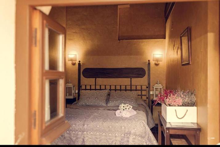 Casa rural para 4 personas, con terraza y vistas, Se admiten mascotas en Cabezuela del Valle - 4