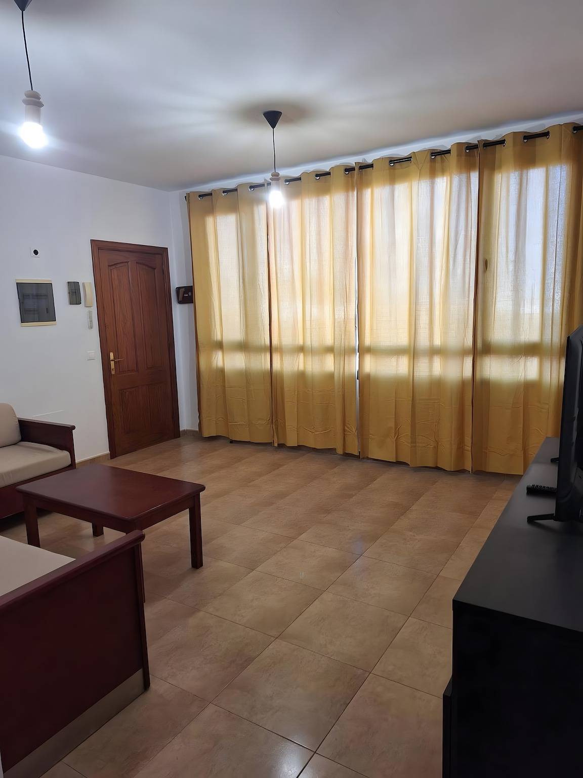 Apartamento entero, Apartamento vacacional 'La Caracola' con vistas al mar y Wi-Fi in La Santa, Tinajo