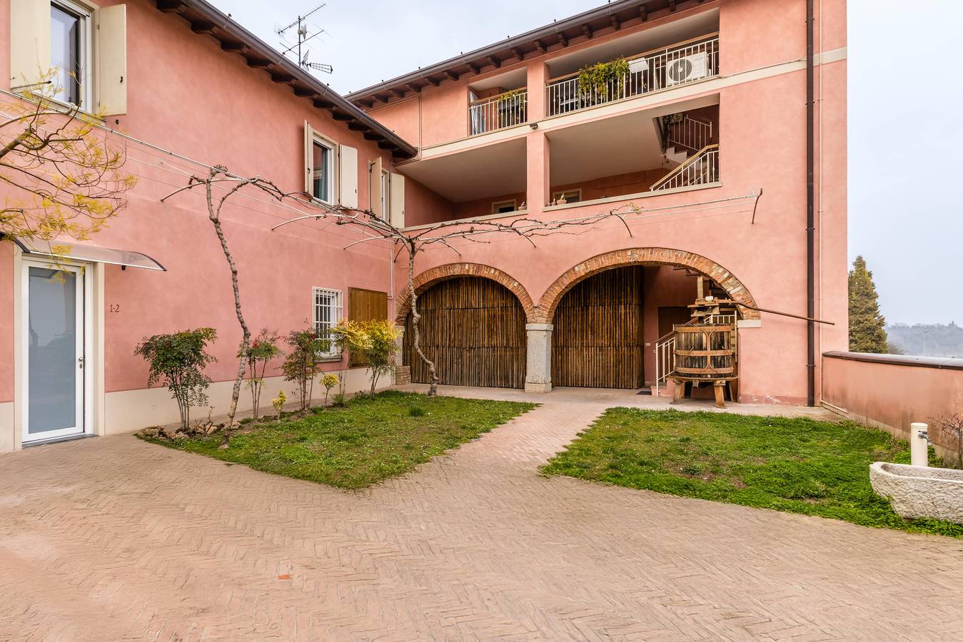 Ganze Wohnung, Borgo al Sole 1 in Castello (Puegnago sul Garda), Puegnago sul Garda