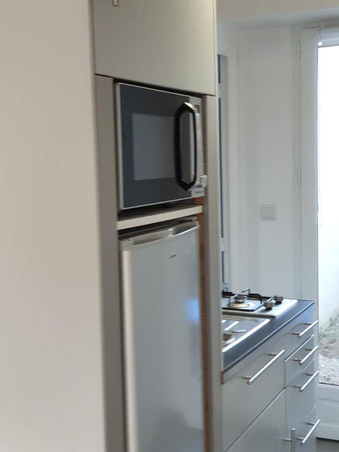 Location de vacances pour 2 personnes, avec terrasse dans Plage de la Clère - 2