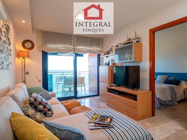 Apartamento entero, Bonito Apartamento en Palamós con Wifi y Aparcamiento in Cala de les Monges (Palamós), Palamós
