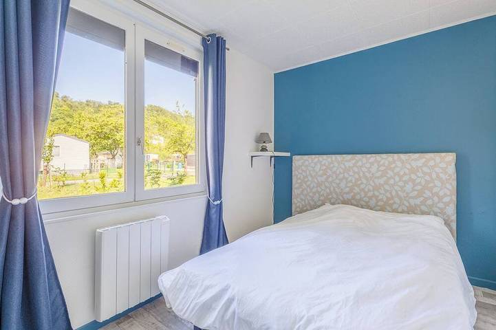 Location de vacances pour 8 personnes, avec Jacuzzi et Jardin à Jumièges - 3
