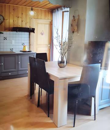 Gîte pour 5 personnes, avec balcon dans Office De Tourisme De Termignon