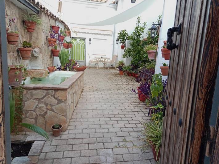 Casa rural para 4 personas, con terraza y vistas, Se admiten mascotas en Pegalajar