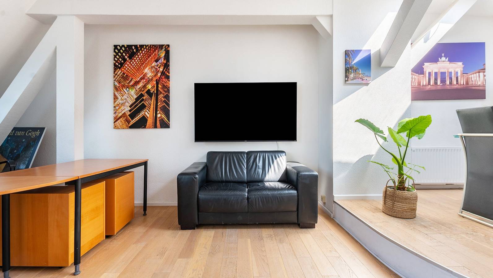 Ganze Wohnung, Apartment „Über den Dächern von Berlin“ mit Wlan in Charlottenburg Berlin, Berlin