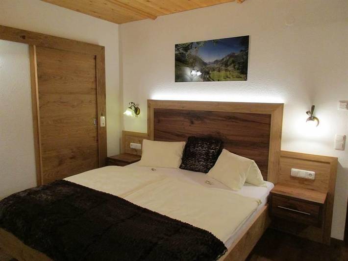 Ganze Ferienwohnung, Doppelzimmer mit Dusche, Wc in Hohe Tauern, Rauris