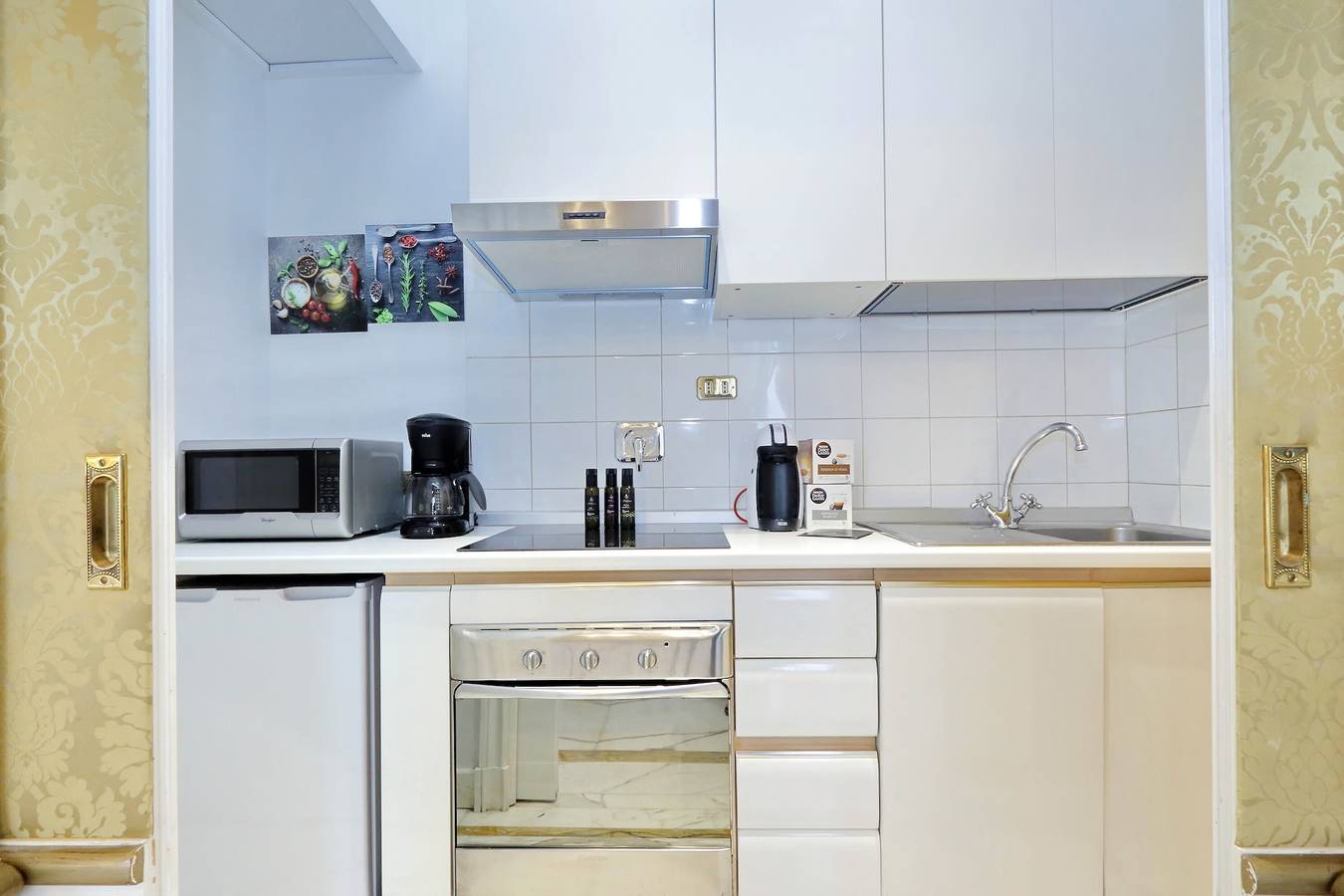 Boutique Domus Trevi – Elegantes Apartment im Herzen Roms nahe Trevi-Brunnen in Rom Zentrum, Rom