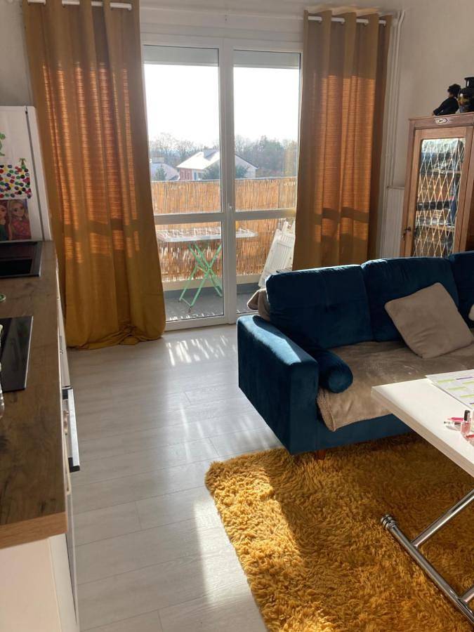 Appartement entier, Appartement calme et ensoleillé in Hérouville-Saint-Clair, Région de Caen