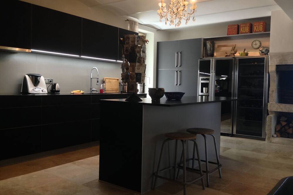 Die Agace Cottage 2 Personen mit Pool in Forcalquier, Regionaler Naturpark Luberon