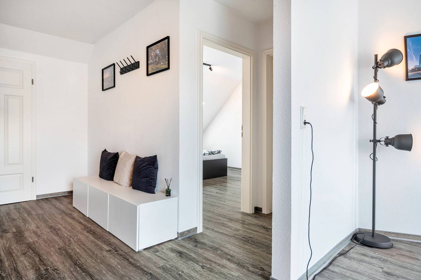 Ganze Wohnung, Ferienwohnung mit Blick auf das Jever Schloss in Jever, Südliche Nordseeküste