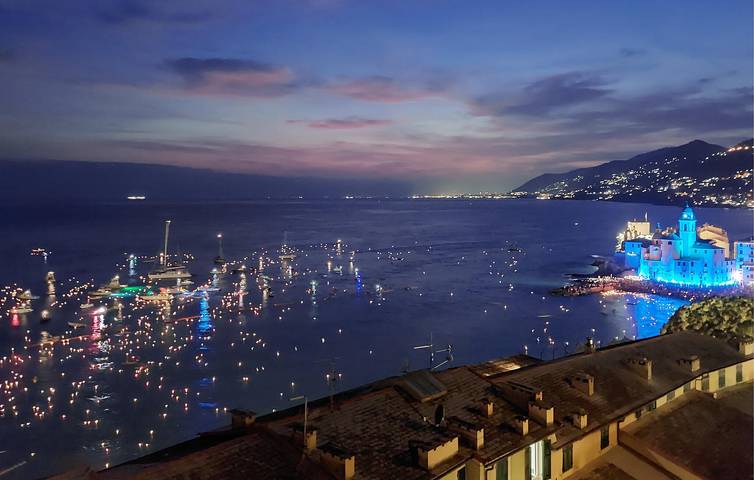 Apartamento vacacional entero, Retiro junto al mar con wifi y cocina, a 1,5 km de la playa in Bagni Miramare, Camogli