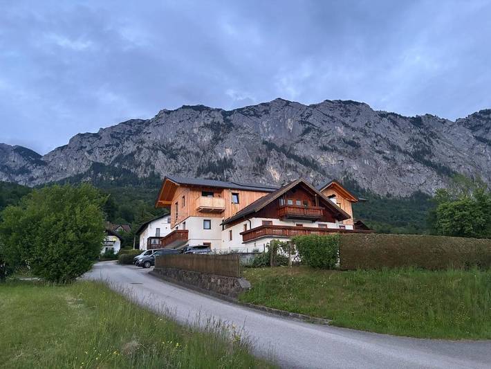 Ferienwohnung für 4 Personen, mit Balkon und Garten sowie Ausblick und Seeblick in Steinbach am Attersee - 3