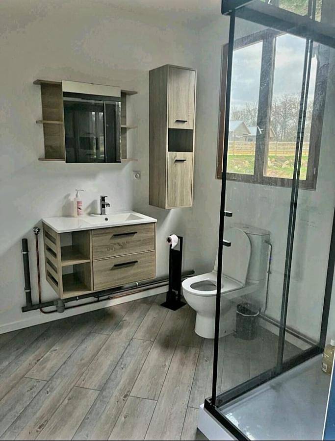 Camping pour 5 personnes, avec terrasse ainsi que vue et jardin dans Seine-et-Marne - 4