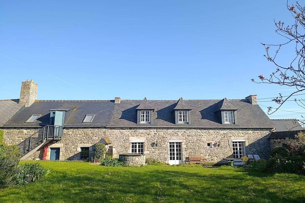 Large house in La Bouillie | 13 guests | in La Bouillie, Dinan und Umgebung