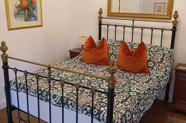 Gîte pour 4 personnes, avec jacuzzi et terrasse à Saint-Angeau - 2