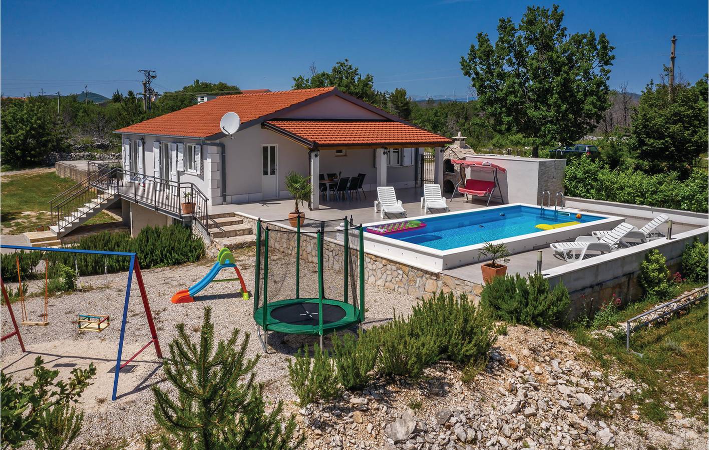 Ferienhaus für 8 Personen mit Terrasse in Makarska Riviera